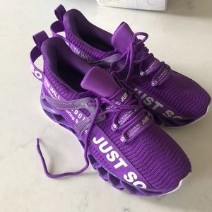 Just soso. Casual or running shoes